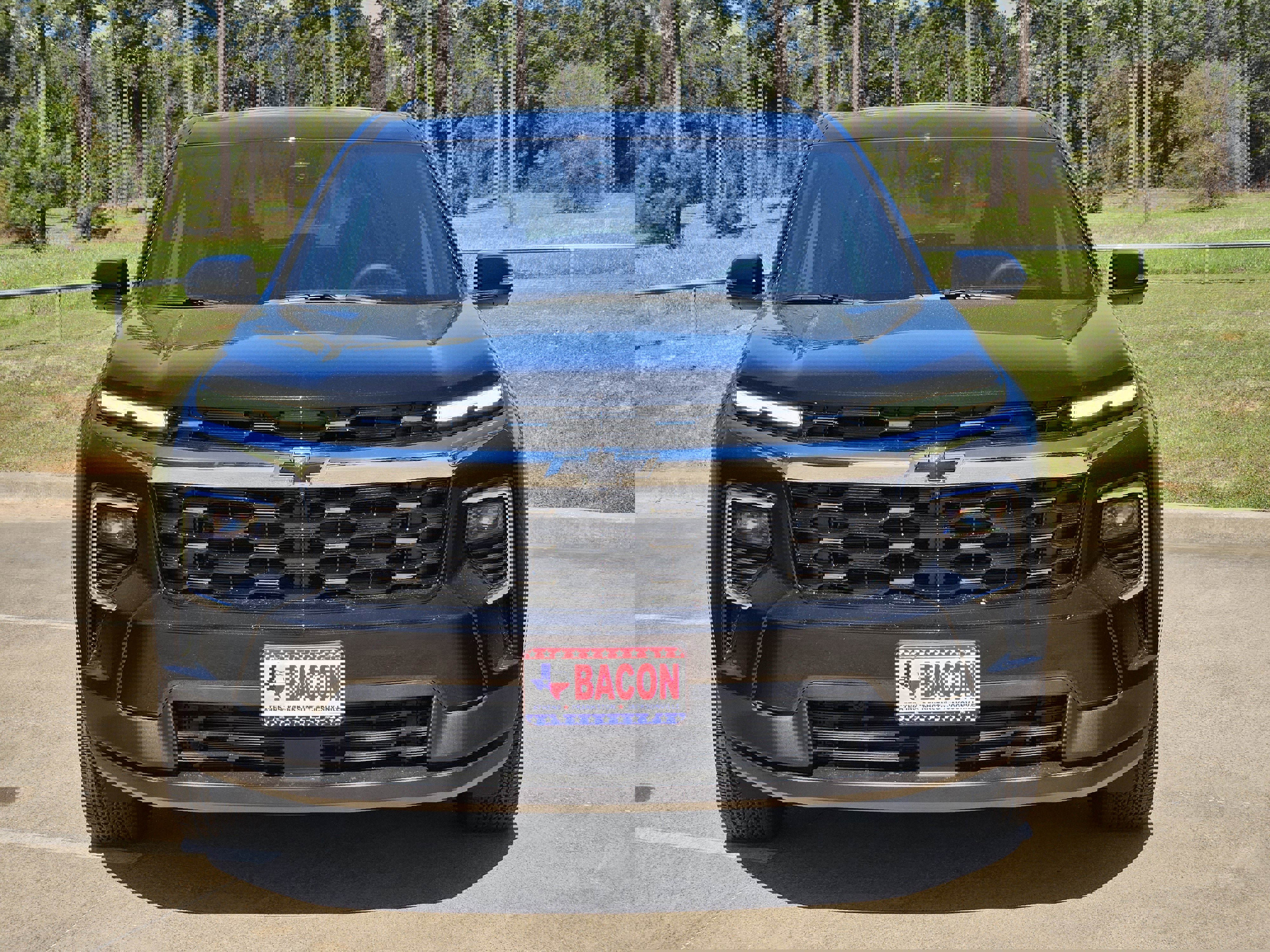 New 2026 Chevrolet Traverse LT w/ Sun and Wheel Package image 2