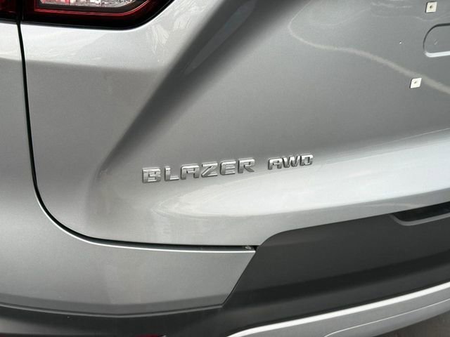 Used 2025 Chevrolet Blazer LT image 5