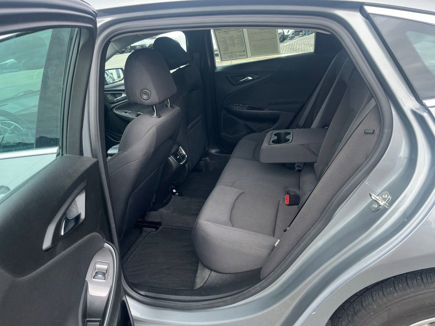 Used 2023 Chevrolet Malibu LT FWD image 27