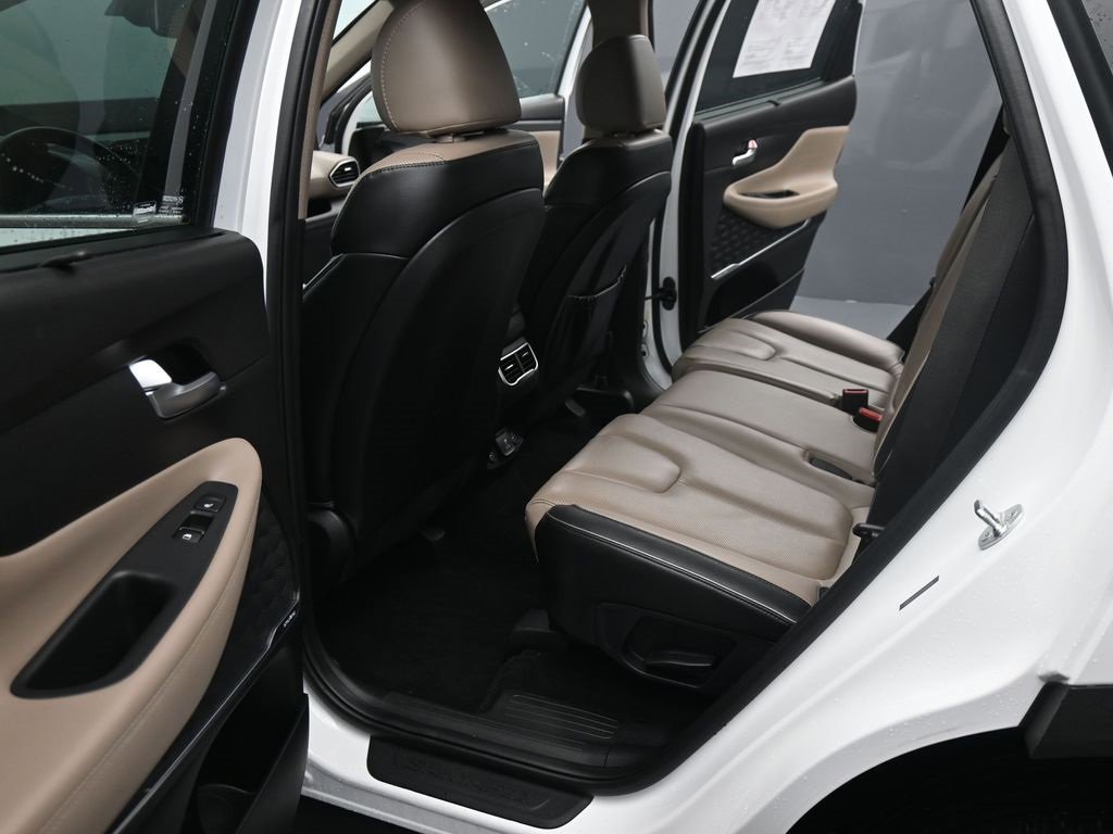 Used 2023 Hyundai Santa Fe Limited image 17