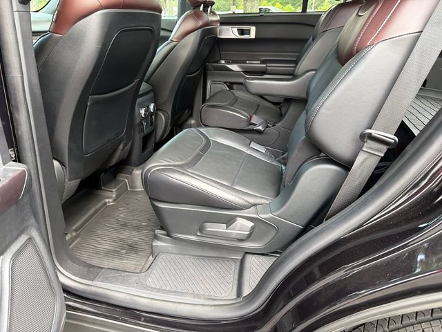Used 2020 Ford Explorer Platinum w/ Premium Technology Package AWD/4WD image 21