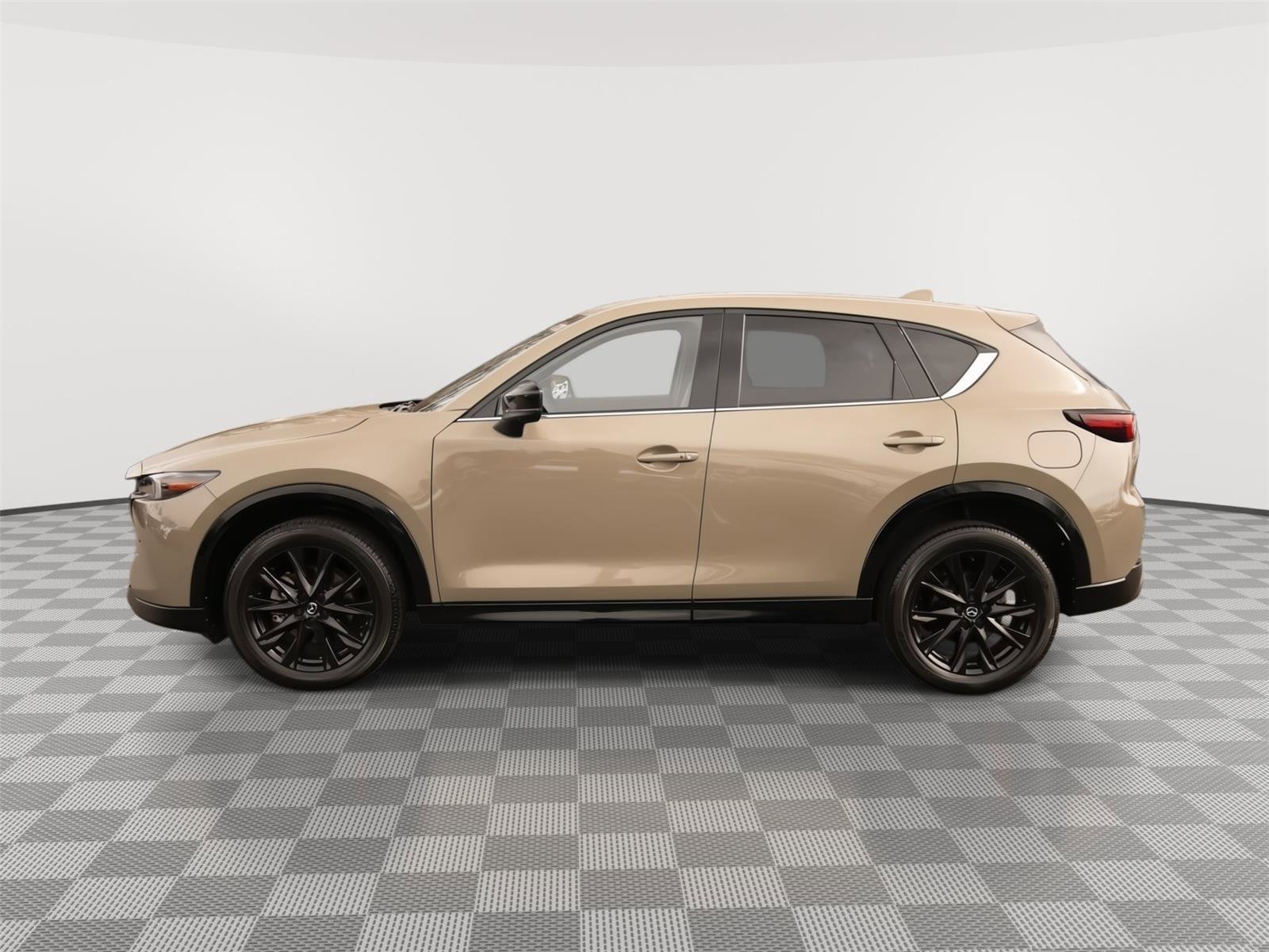 Used 2025 MAZDA CX-5 Carbon Edition image 18