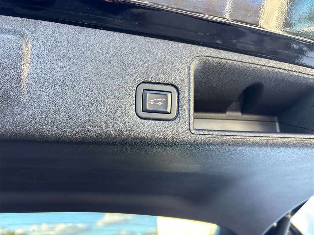 Used 2022 GMC Terrain Denali w/ LPO, Floor Liner Package image 12