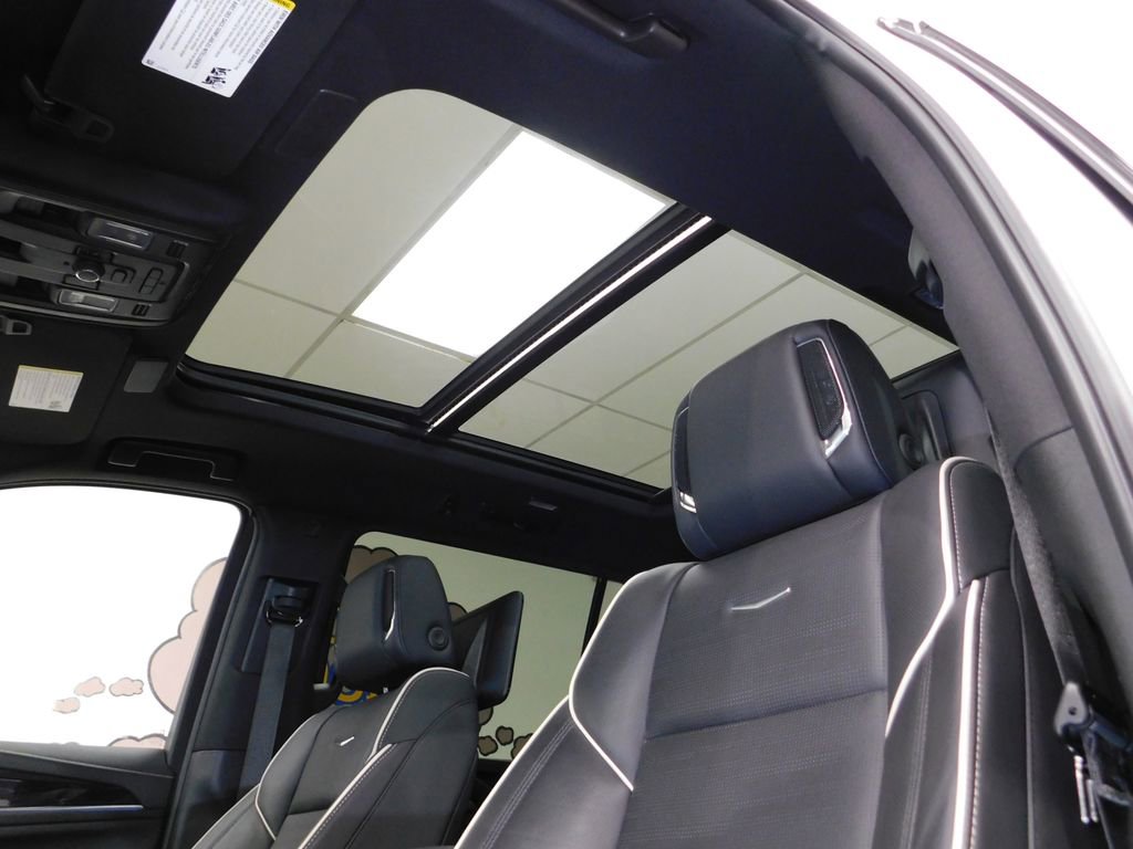 Used 2024 Cadillac Escalade ESV Sport w/ LPO, ONYX Package image 37