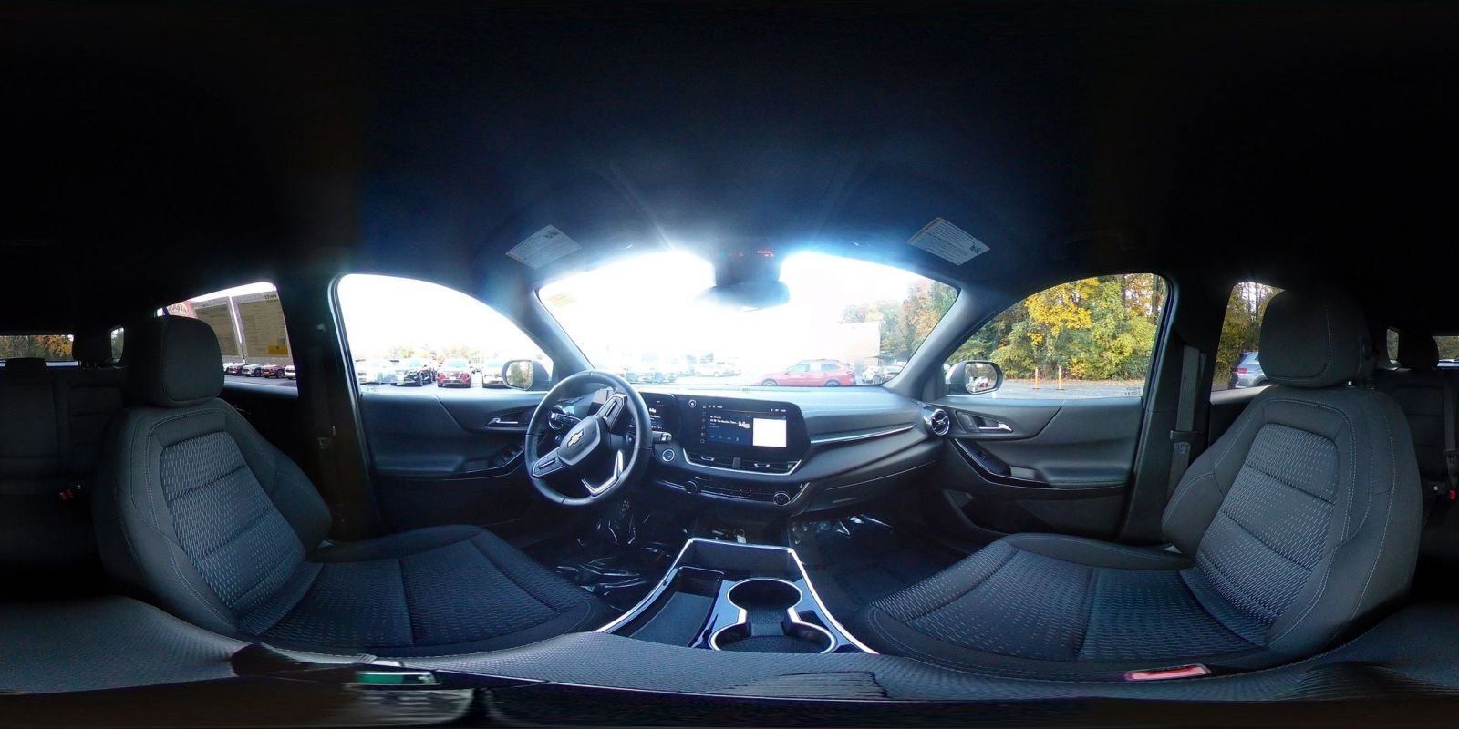 Used 2025 Chevrolet Equinox LT image 38