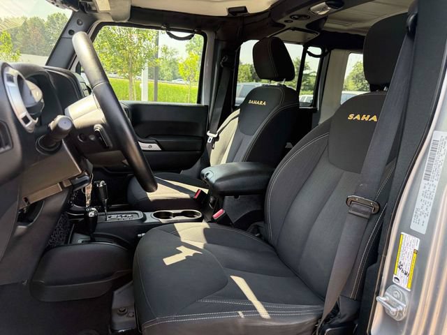 Used 2015 Jeep Wrangler Unlimited Sahara w/ Trailer Tow Group AWD/4WD image 19
