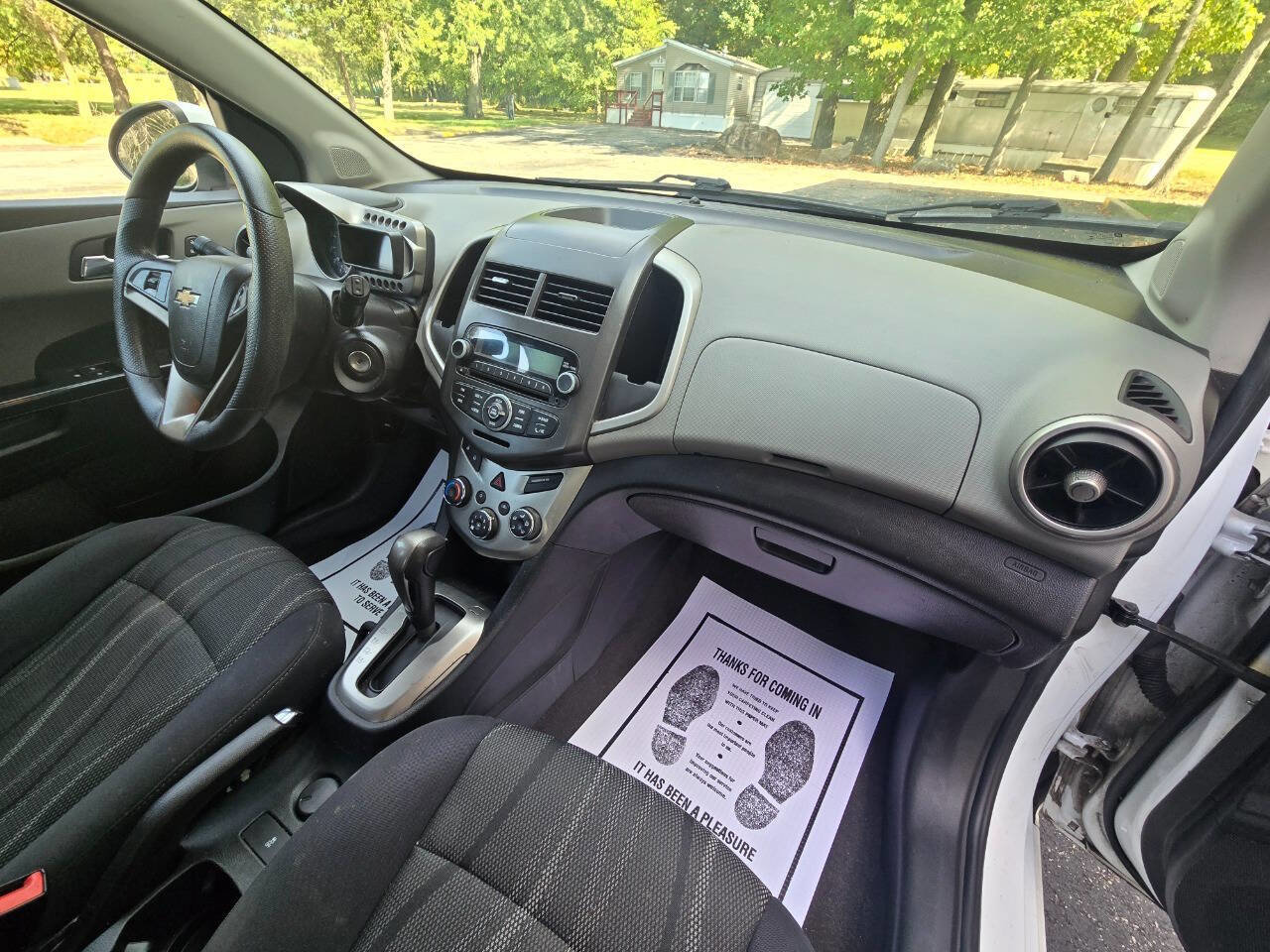 Used 2015 Chevrolet Sonic LT image 27