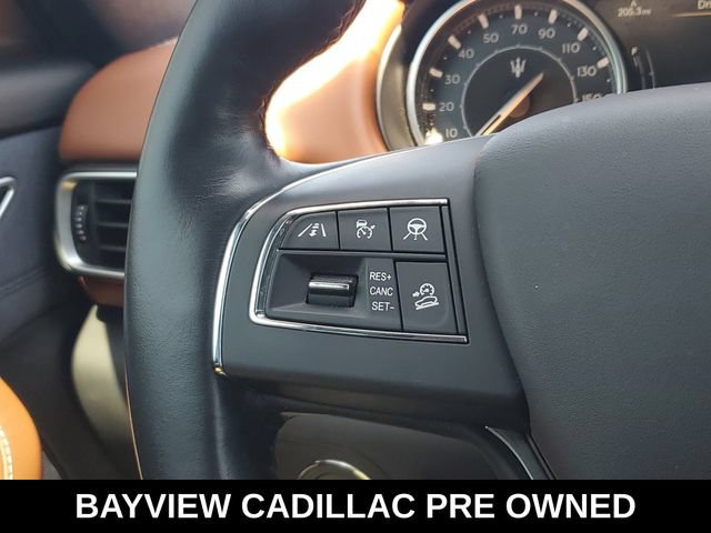 Used 2022 Maserati Levante GT AWD/4WD image 34