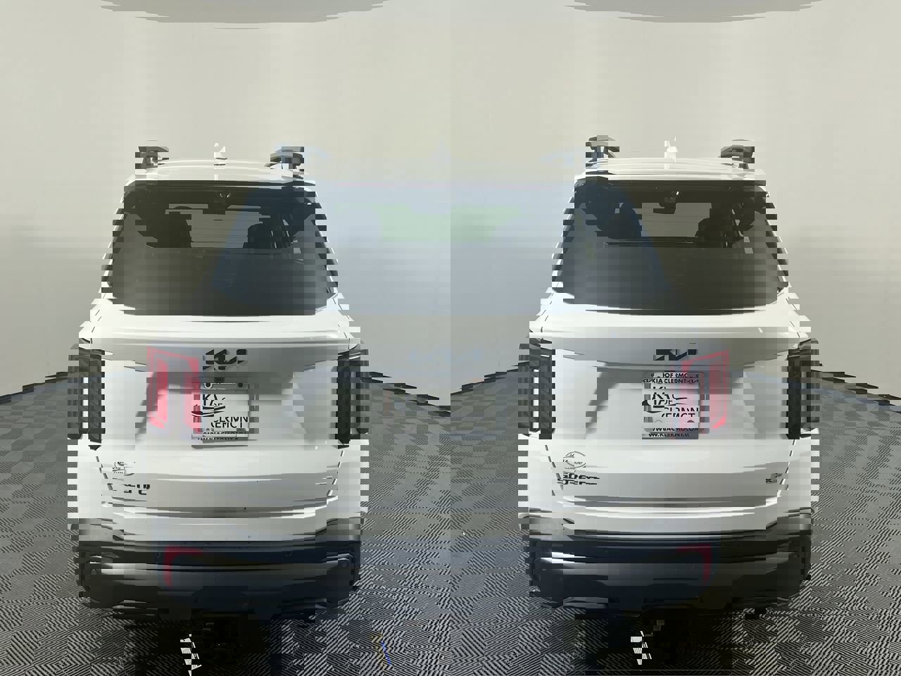 New 2026 Kia Sorento SX Prestige w/ Olive Brown Leather Package image 4