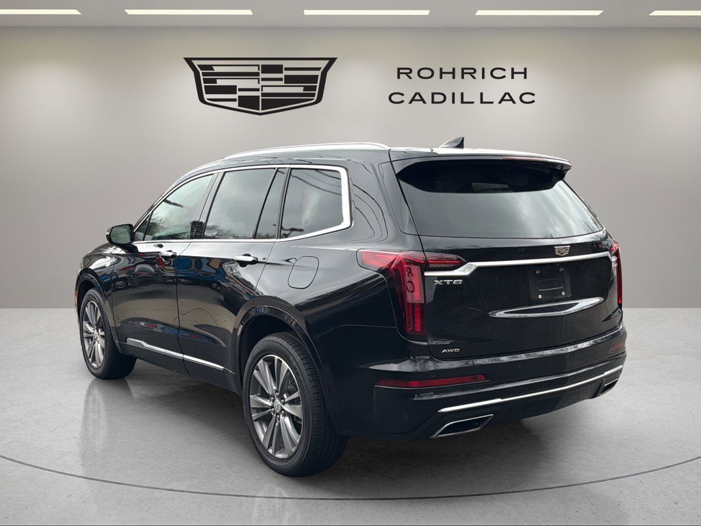 Certified 2023 Cadillac XT6 Premium Luxury image 7