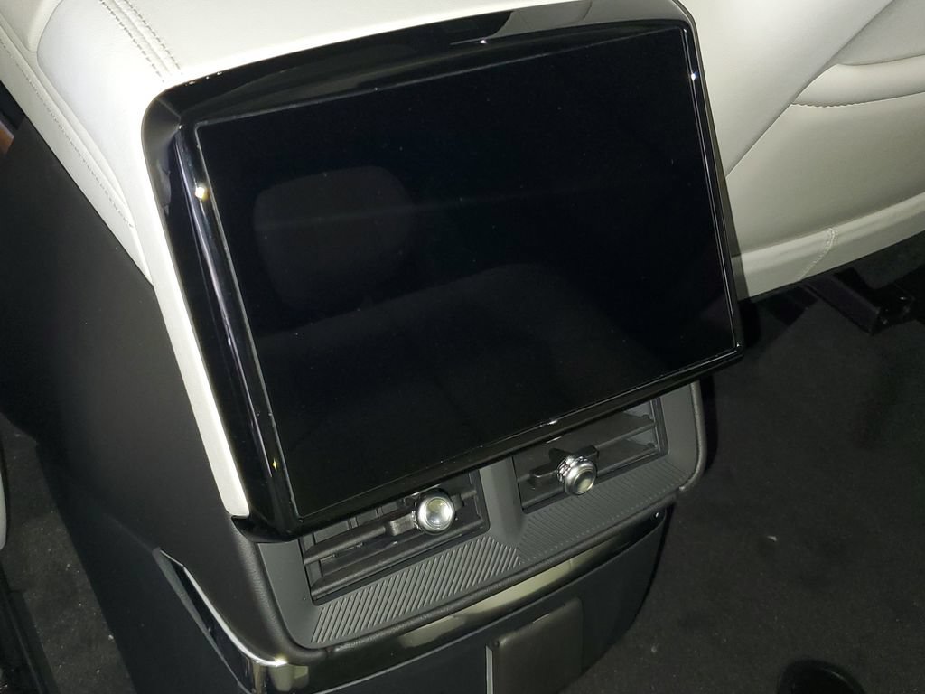 New 2027 Cadillac Vistiq Sport AWD/4WD image 13