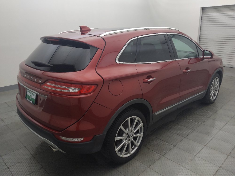 Used 2019 Lincoln MKC Reserve w/ MKC Climate Package FWD image 9