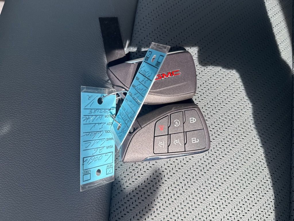 New 2026 GMC Yukon AT4 image 42