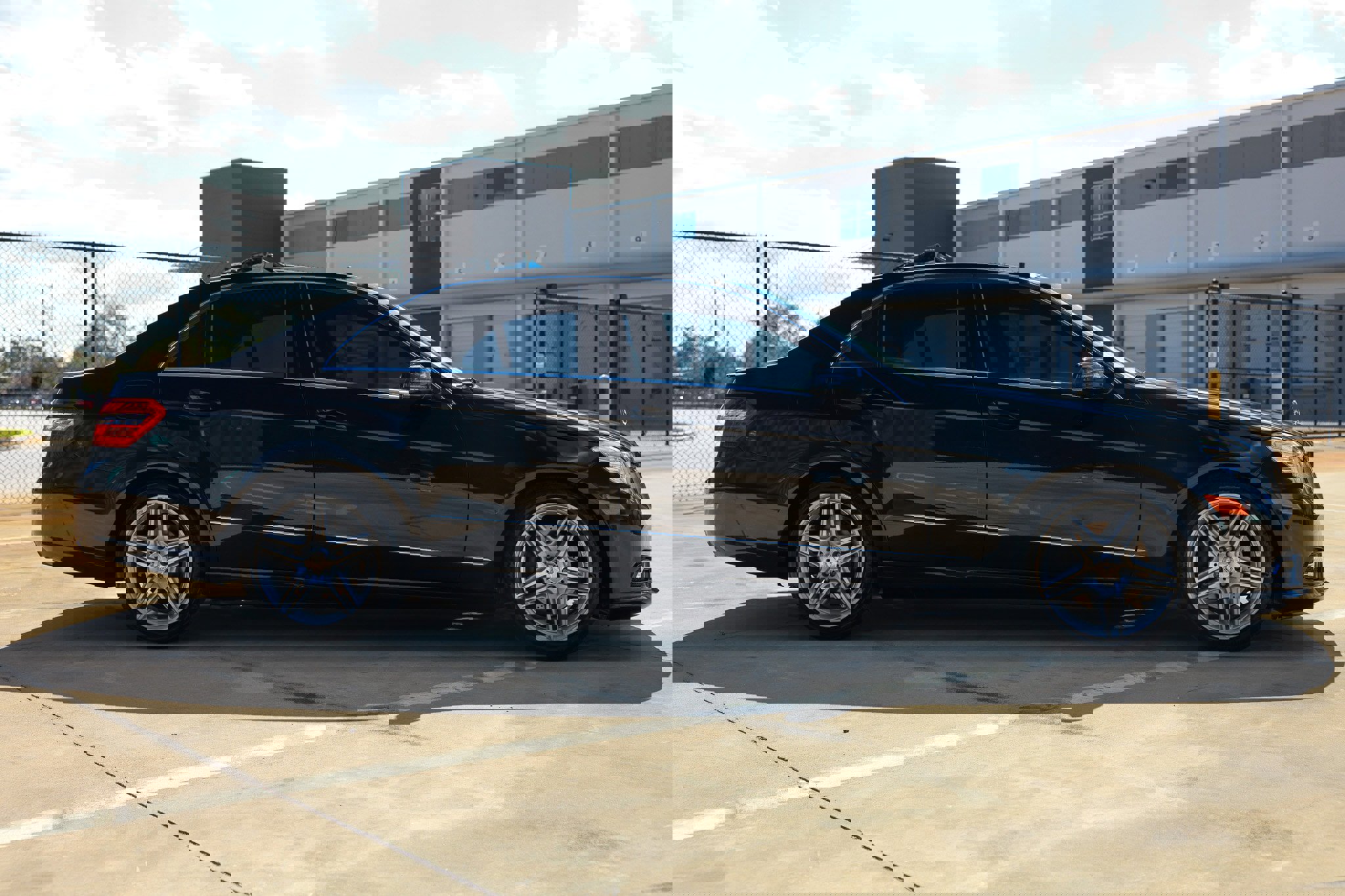 Used 2011 Mercedes-Benz E 350 Sedan image 16