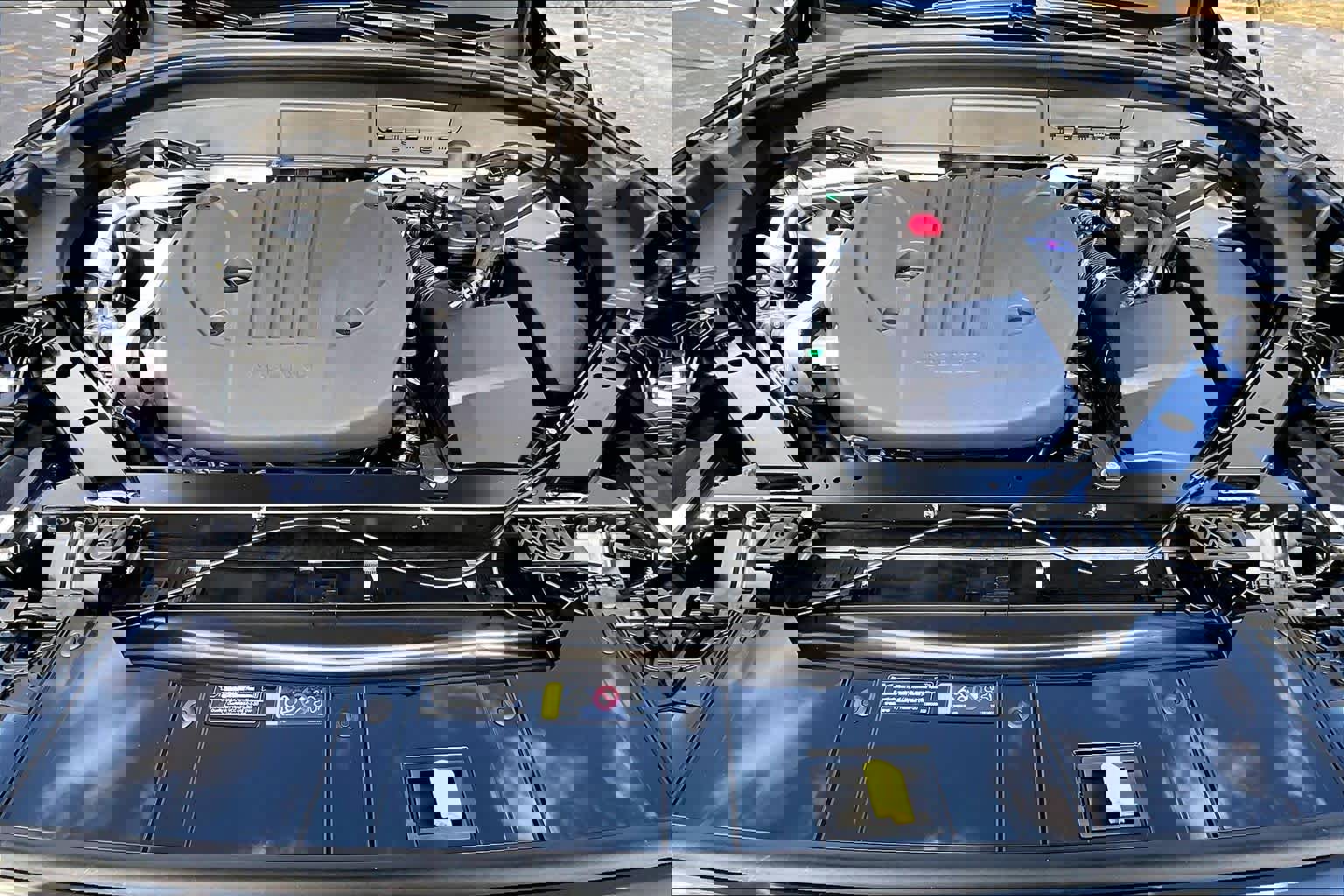 New 2026 Volvo XC60 B5 Plus w/ Protection Package Premier image 14