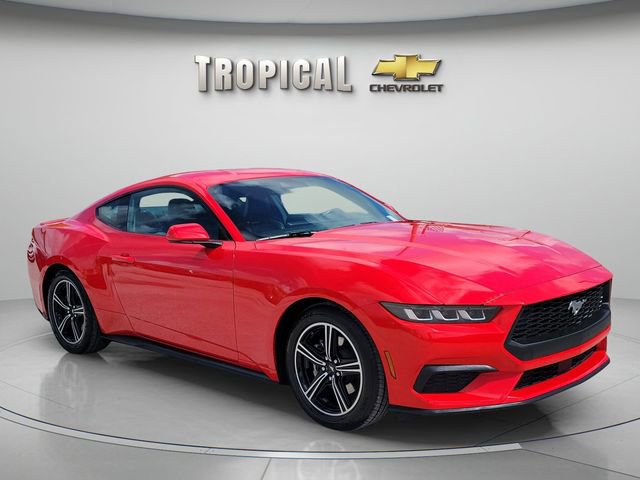 Used 2024 Ford Mustang Premium RWD image 4