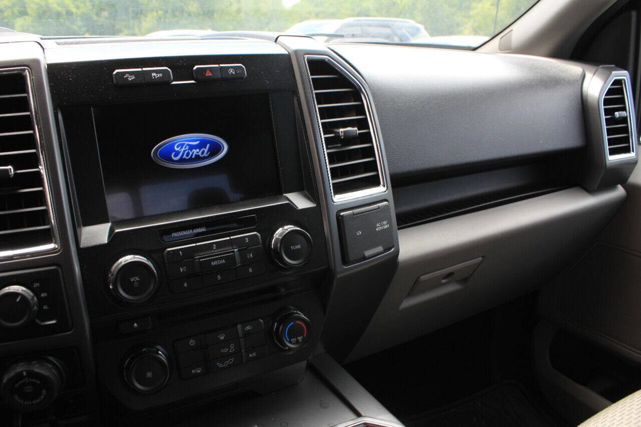 Used 2016 Ford F150 XLT w/ Equipment Group 301A Mid image 19