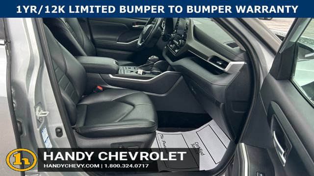 Used 2021 Toyota Highlander XLE AWD/4WD image 54