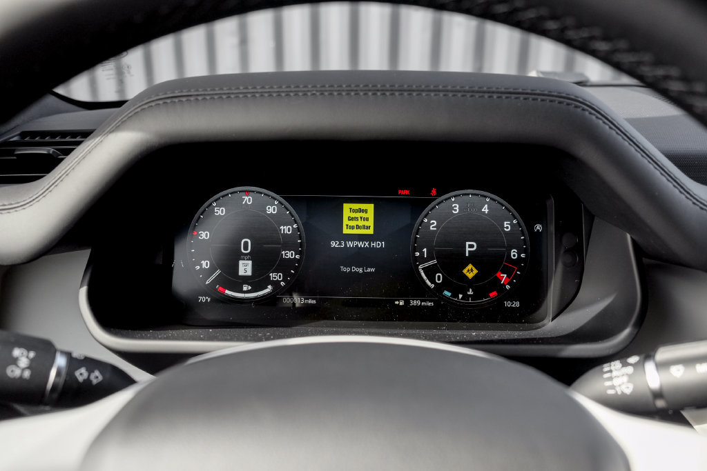 New 2026 Land Rover Defender 110 X-Dynamic SE AWD/4WD image 12