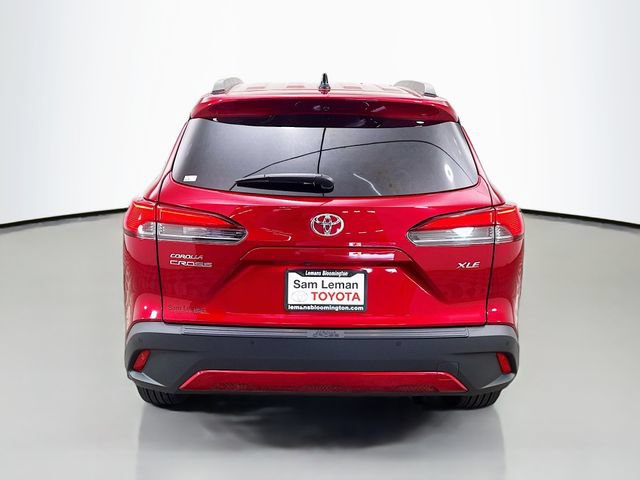 Used 2025 Toyota Corolla Cross XLE w/ Convenience Package FWD image 6