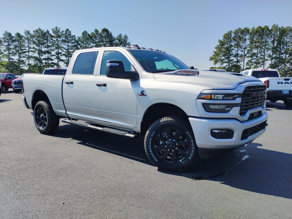 New 2026 RAM 2500 Tradesman AWD/4WD image 3