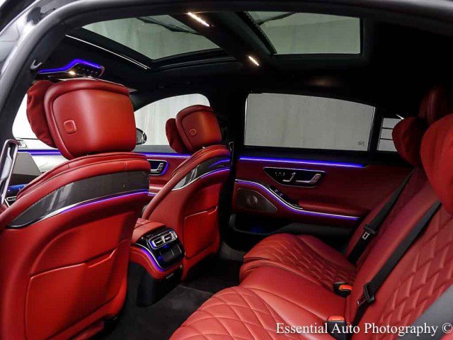 Used 2023 Mercedes-Benz S 580e 4MATIC Sedan image 15
