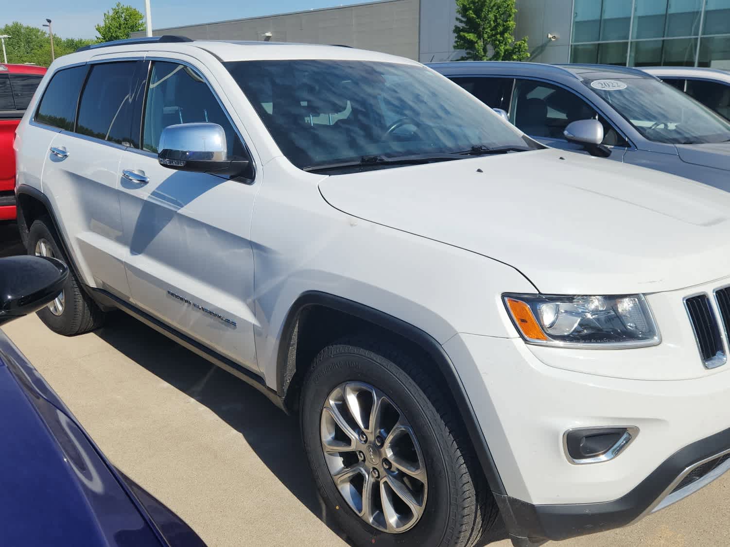 Used 2015 Jeep Grand Cherokee Limited AWD/4WD image 4