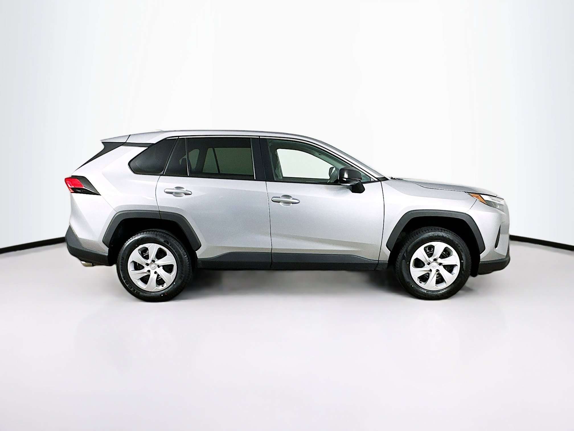 Used 2024 Toyota RAV4 LE image 10