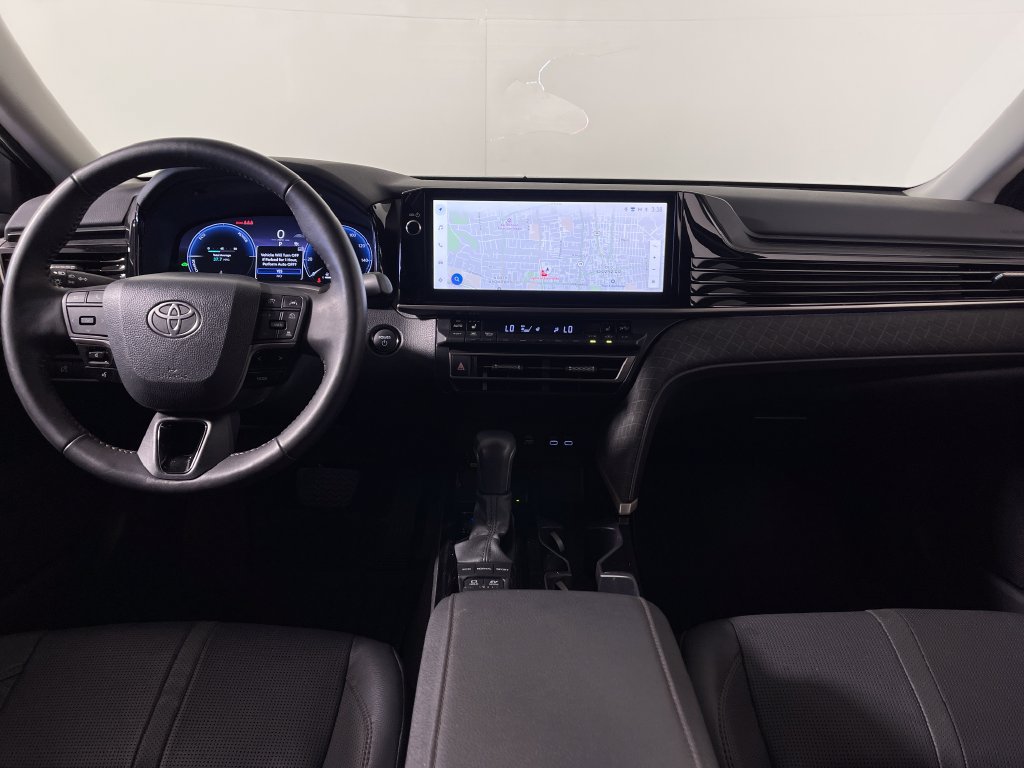 Used 2026 Toyota Camry XLE FWD image 14