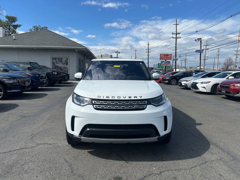 Used 2018 Land Rover Discovery HSE image 2