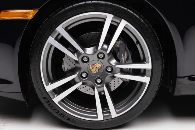 Used 2010 Porsche 911 Carrera RWD image 36