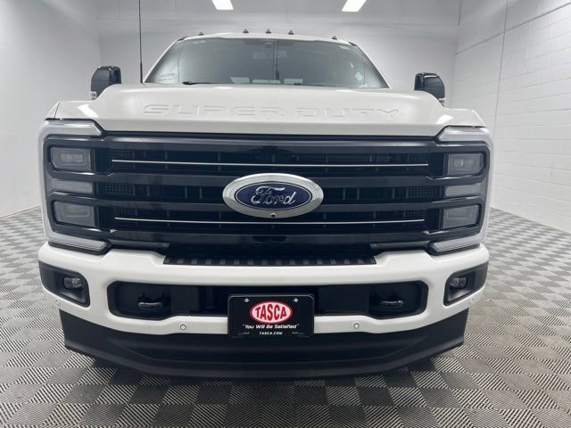 Used 2025 Ford F350 Platinum AWD/4WD image 3