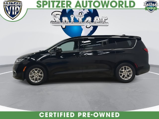 Used 2024 Chrysler Pacifica Touring-L FWD image 10