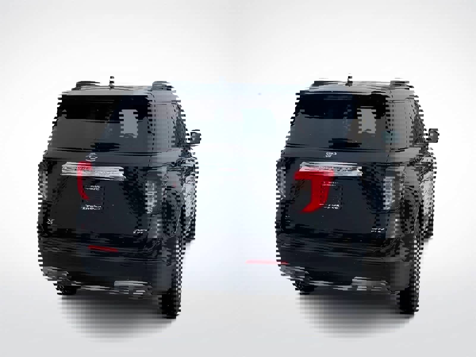 Used 2023 Ford Explorer XLT w/ Equipment Group 202A image 8