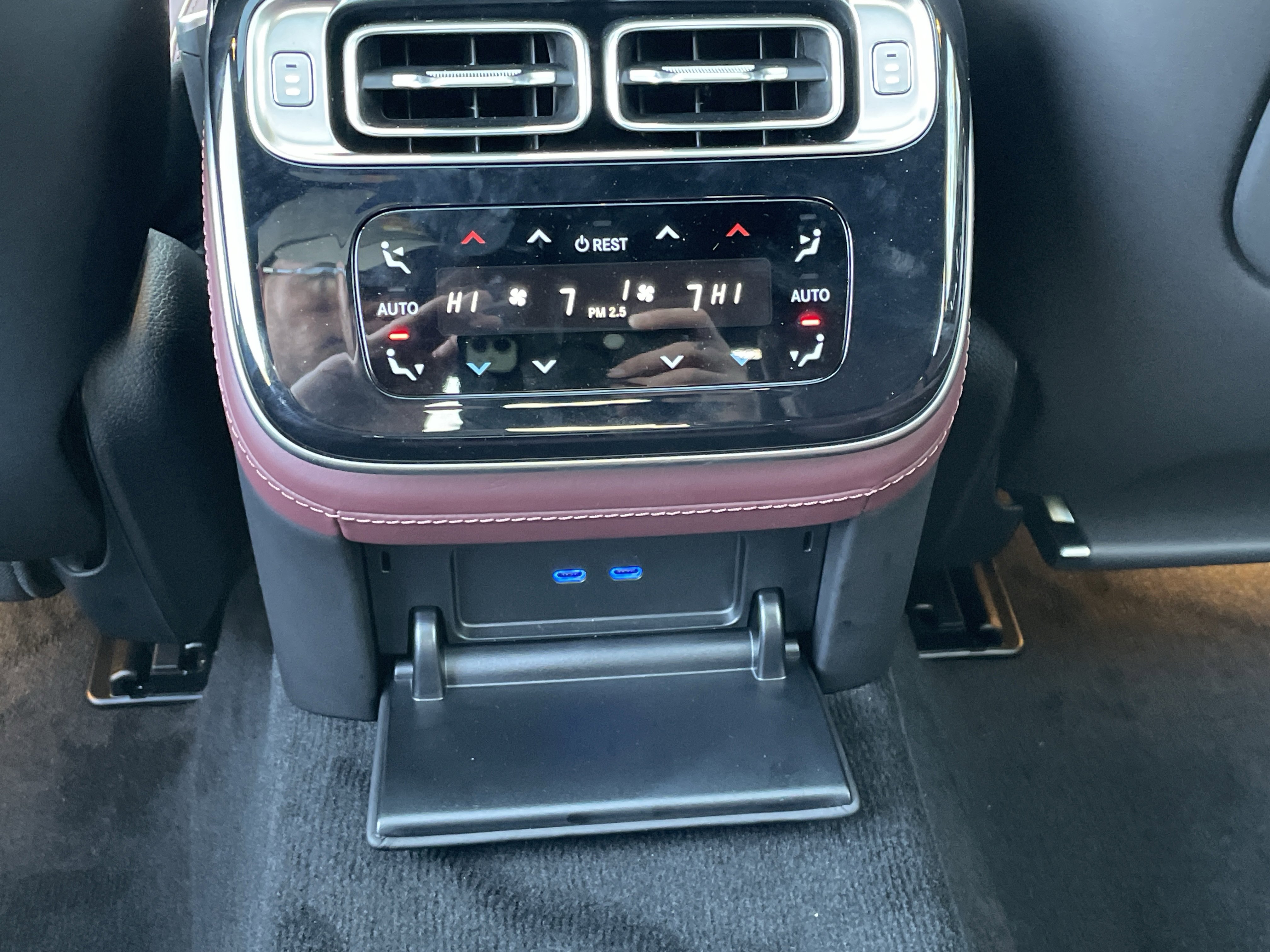 New 2026 Mercedes-Benz S 580 4MATIC Sedan image 37