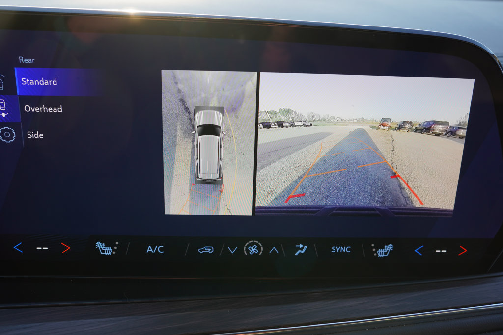 Certified 2025 Chevrolet Tahoe LT AWD/4WD image 39