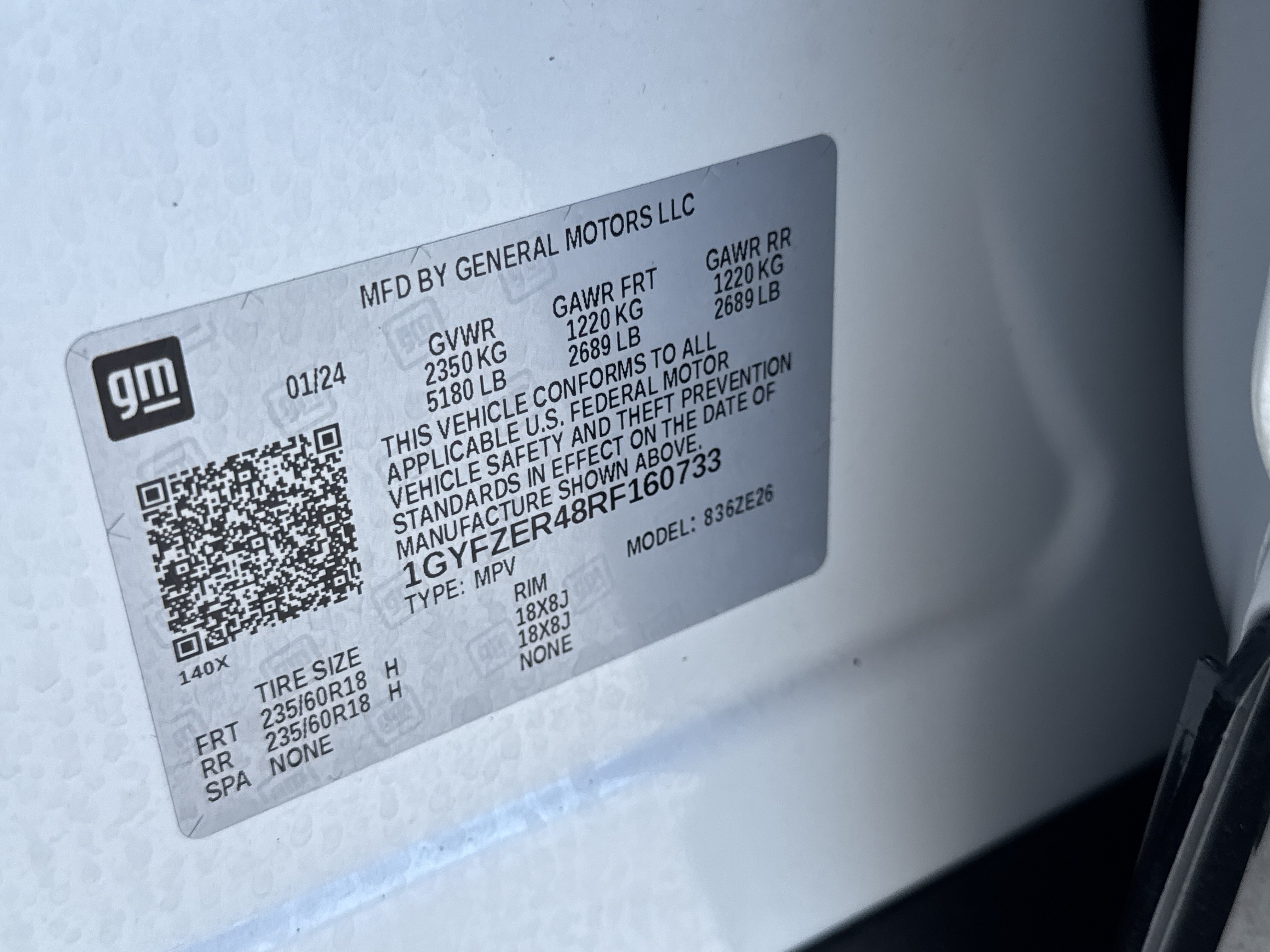 Certified 2024 Cadillac XT4 Sport w/ LPO, Floor Liner Package FWD image 32