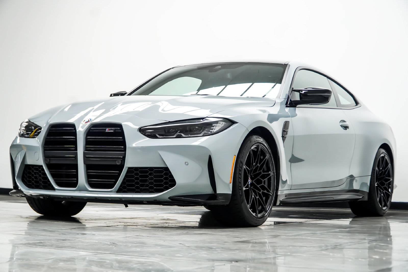 Used 2023 BMW M4 Competition w/ Executive Package RWD image 10