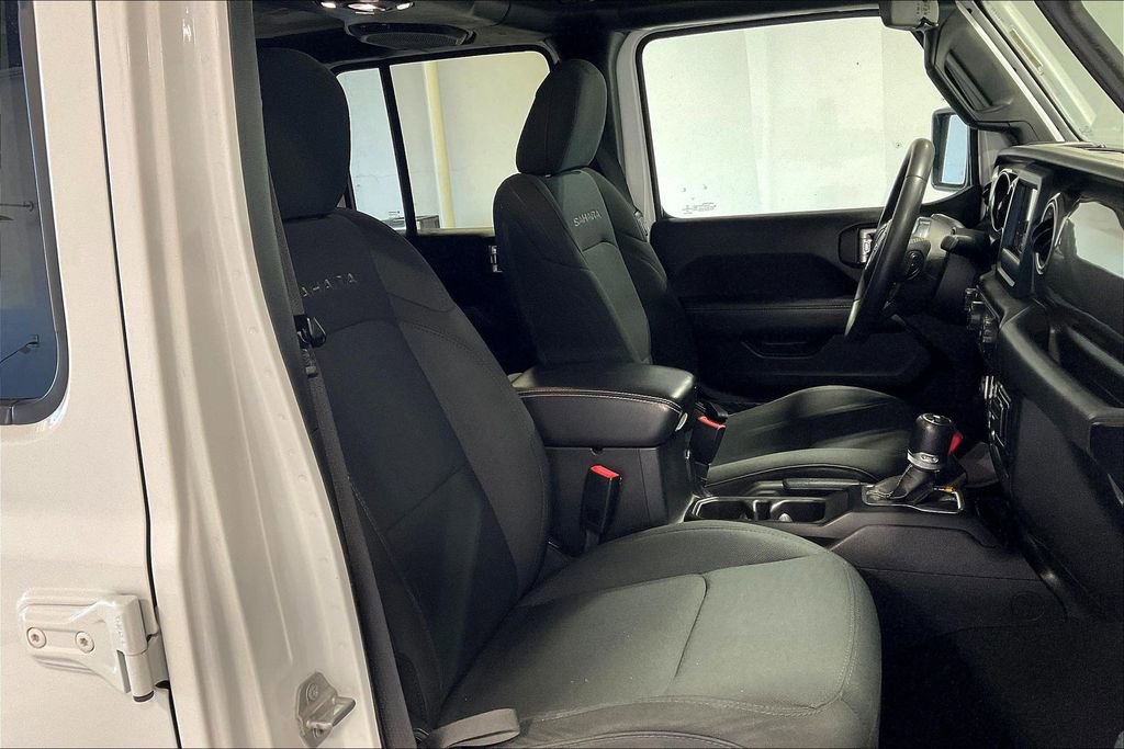 Used 2020 Jeep Wrangler Unlimited Sahara image 10