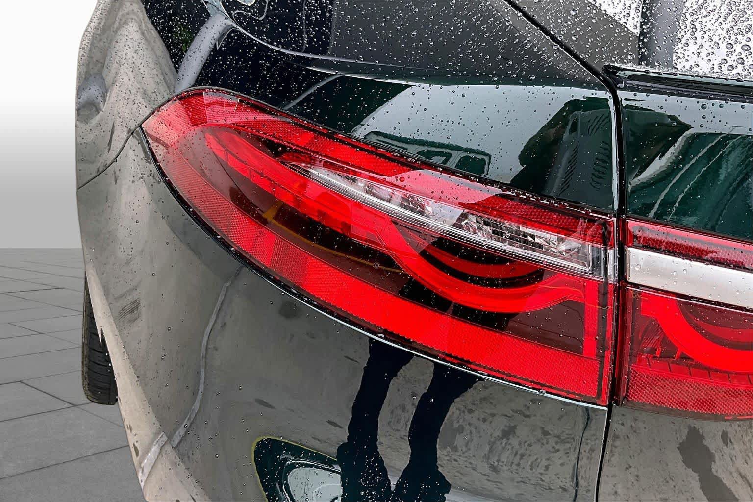 Used 2024 Jaguar XF R-Dynamic SE AWD/4WD image 25