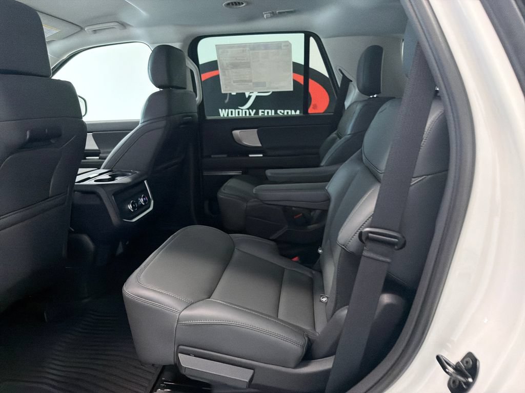 New 2027 Ford Expedition Active AWD/4WD image 15