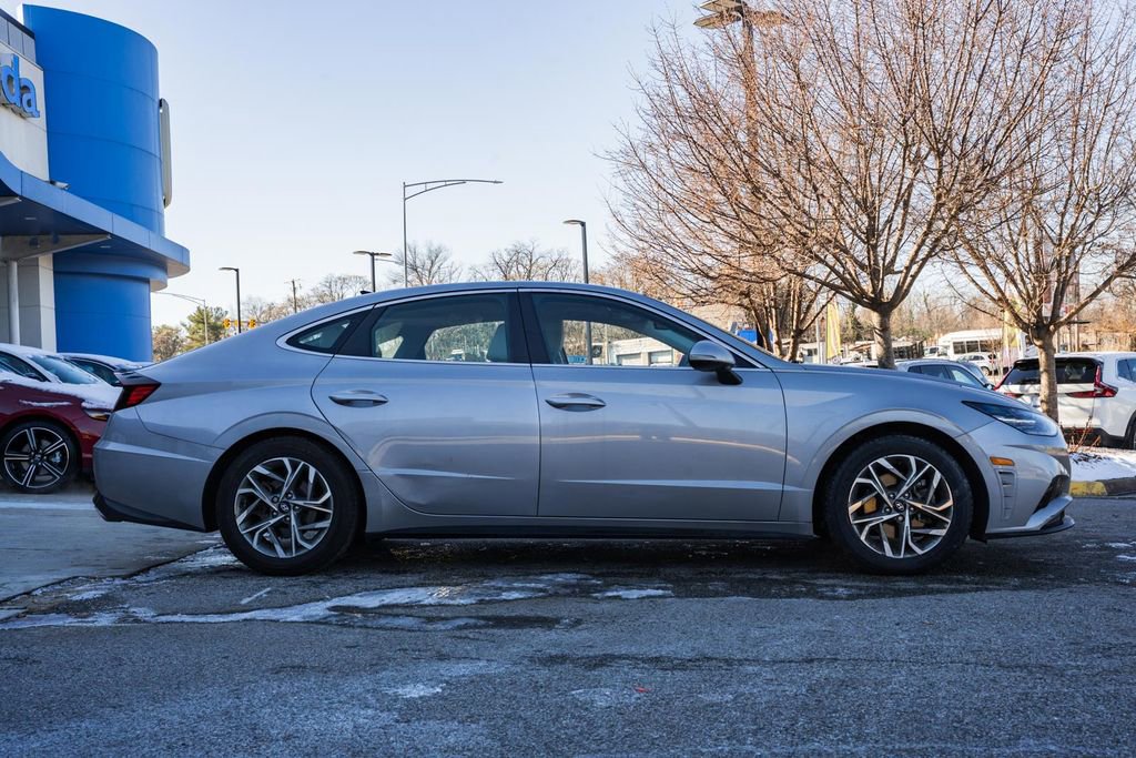 Used 2023 Hyundai Sonata SEL w/ Convenience Package image 3