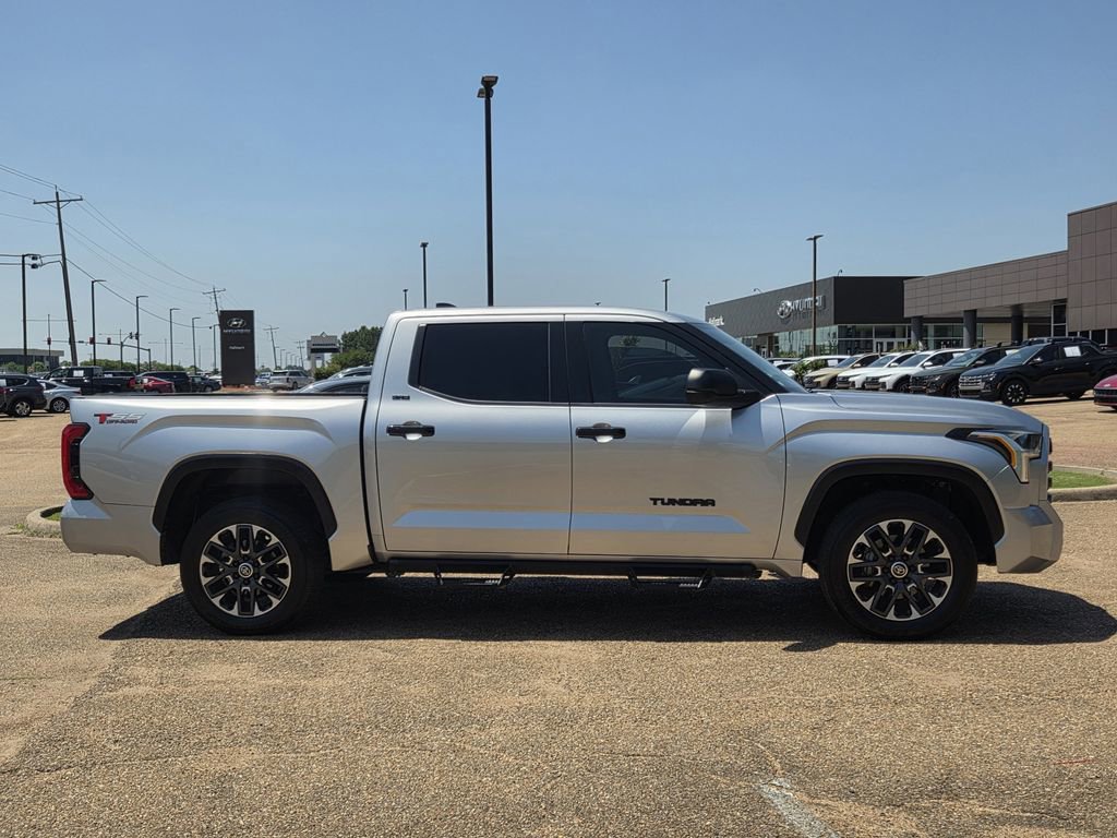 Used 2022 Toyota Tundra SR5 image 3