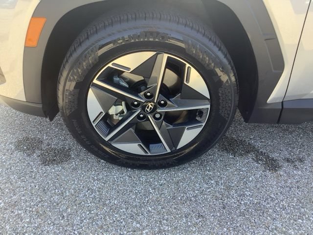 Certified 2025 Hyundai Tucson SEL FWD image 37