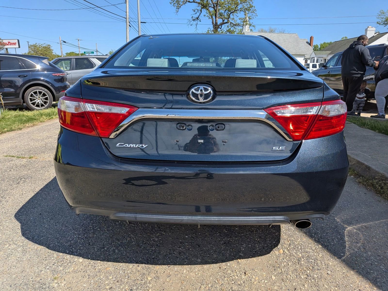 Used 2015 Toyota Camry SE FWD image 5