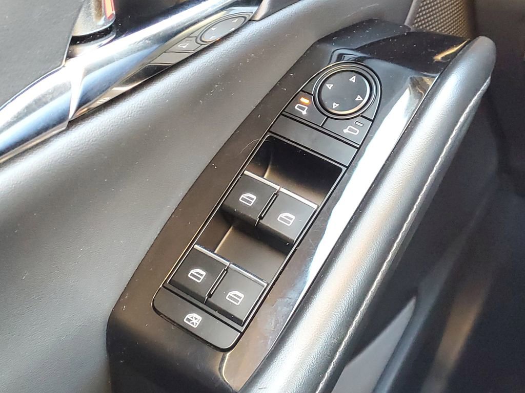 Used 2025 MAZDA CX-30 AWD 2.5 S w/ Preferred Package image 17