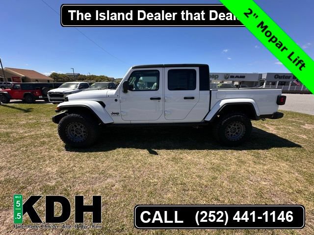 New 2025 Jeep Gladiator Sport AWD/4WD image 4