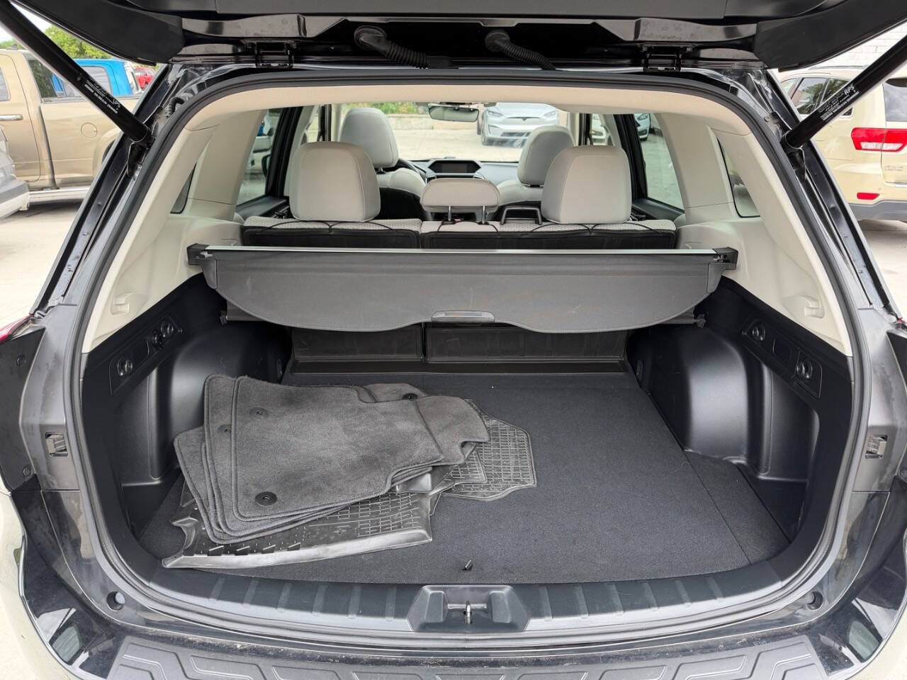 Used 2021 Subaru Forester Premium w/ Popular Package #1 AWD/4WD image 12