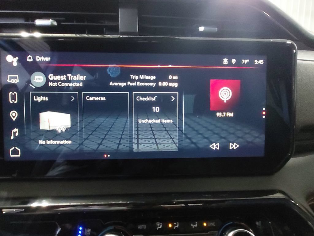Used 2022 GMC Sierra 1500 AT4 w/ AT4 Premium Package AWD/4WD image 22