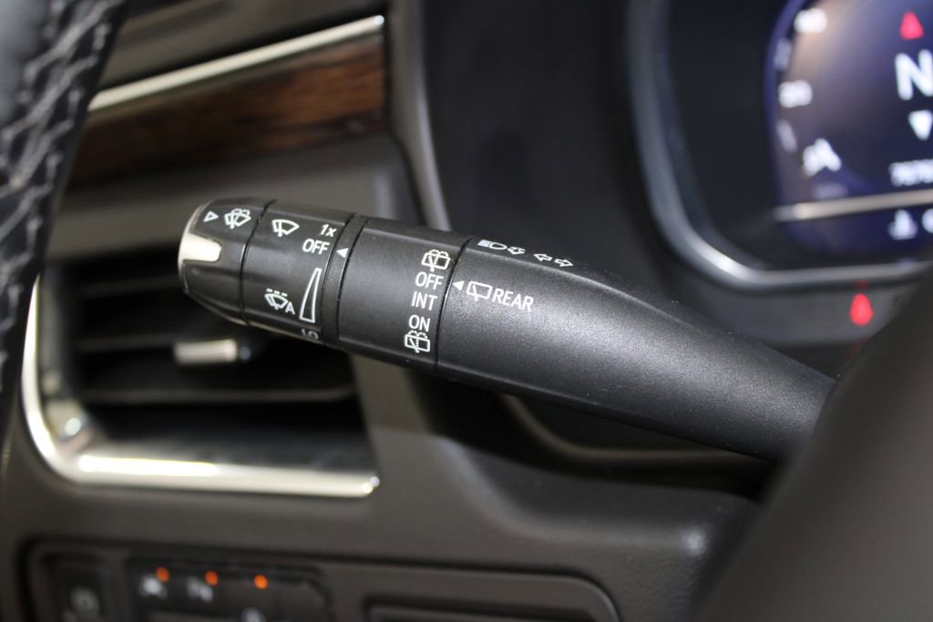 Used 2023 Chevrolet Tahoe Premier image 41